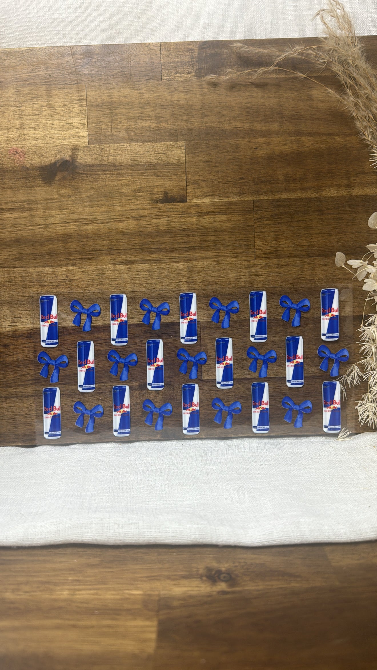 Mini red bull & bows